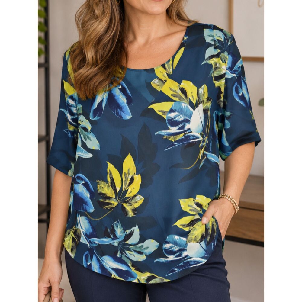 Worthington Women’s Medium Blue Floral Blouse 3/4 Sleeve Career Casual Tunic Top